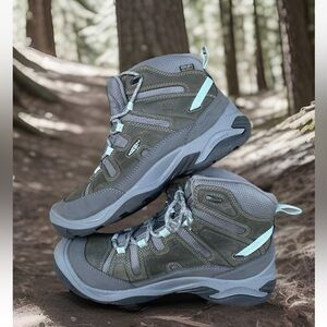 KEEN Circadia Mid Hiking Boots Women’s Size 10 Gray Blue Leather Waterproof New